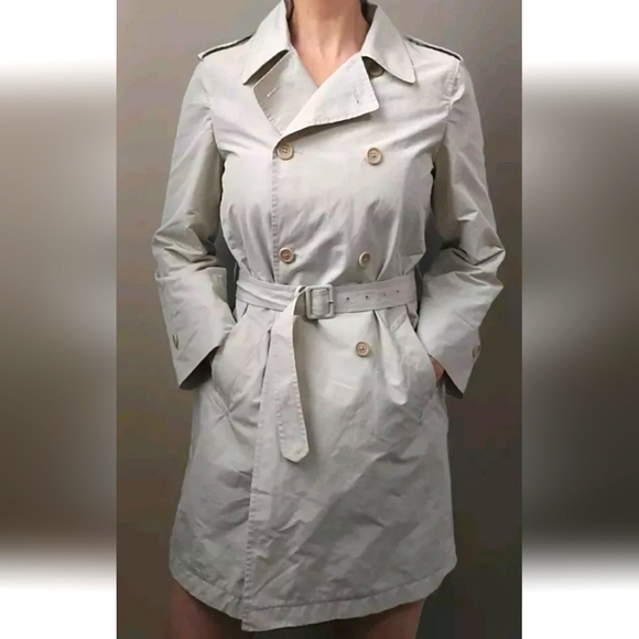 PRADA Women's Beige Cotton Blend Classic Belted Trench Coat! Size 42